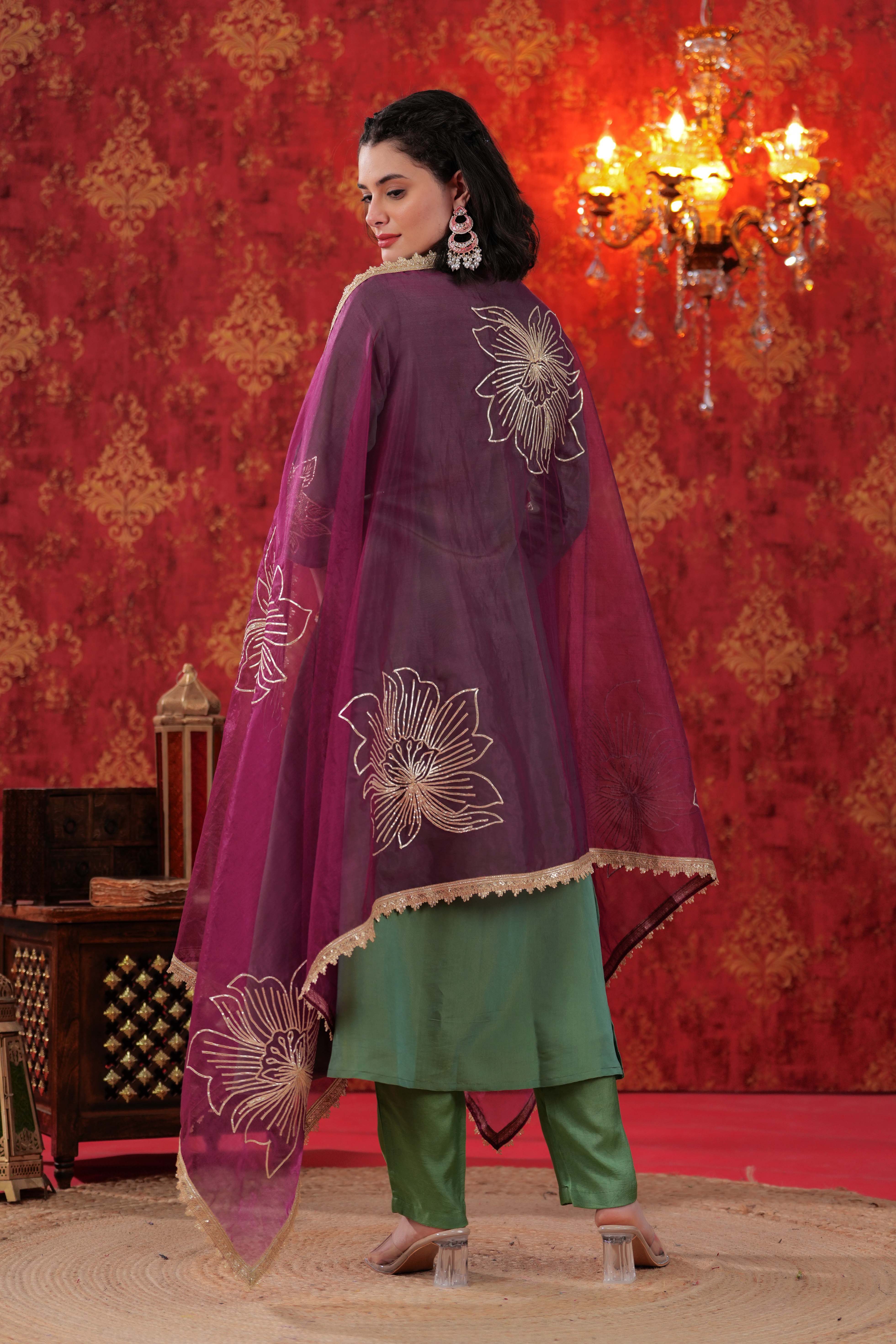 Angoori Kurta Set with Organza Dupatta