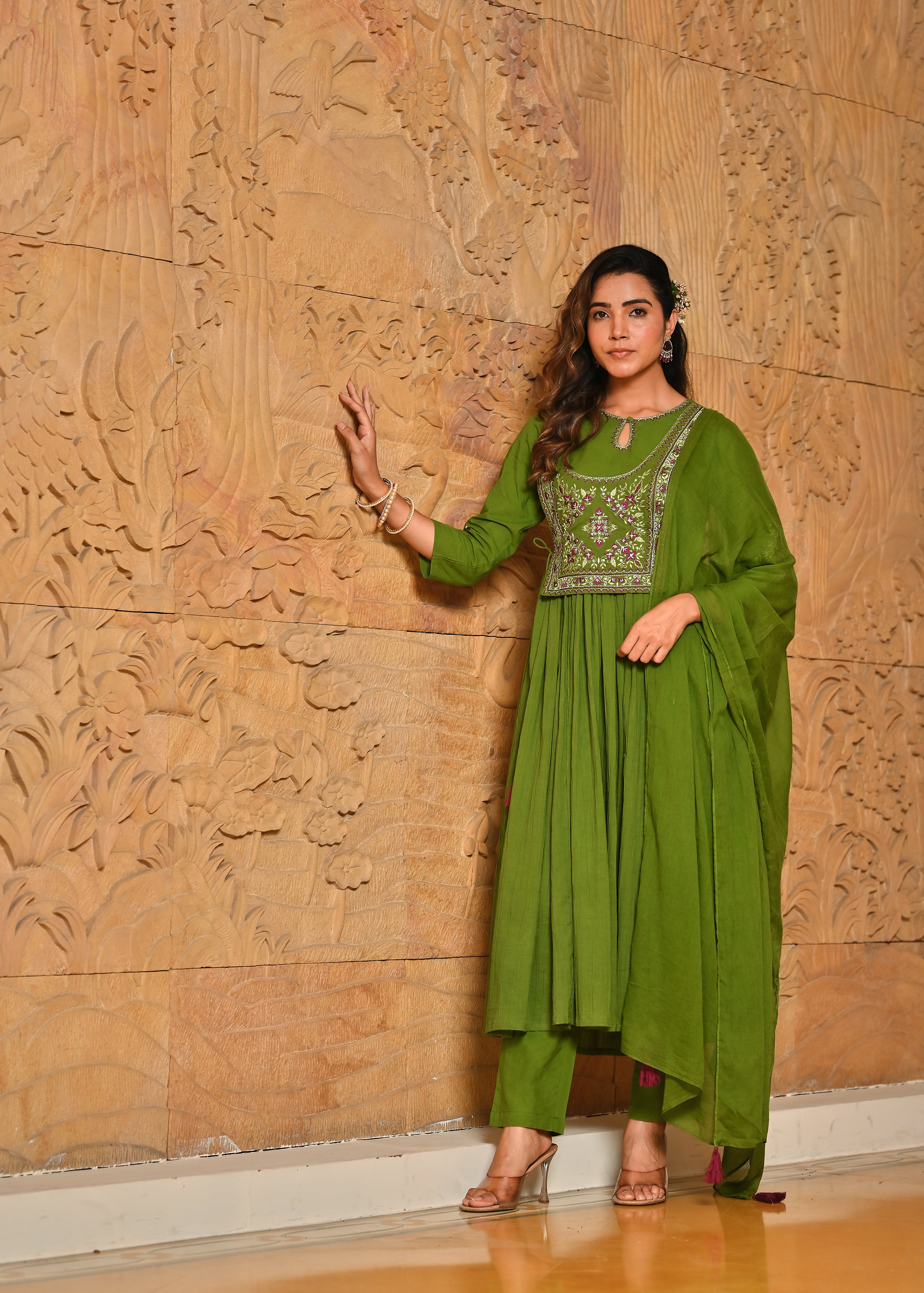 Hari Leher Wrinkled Zari Work Anarkali Kurta Dupatta Set