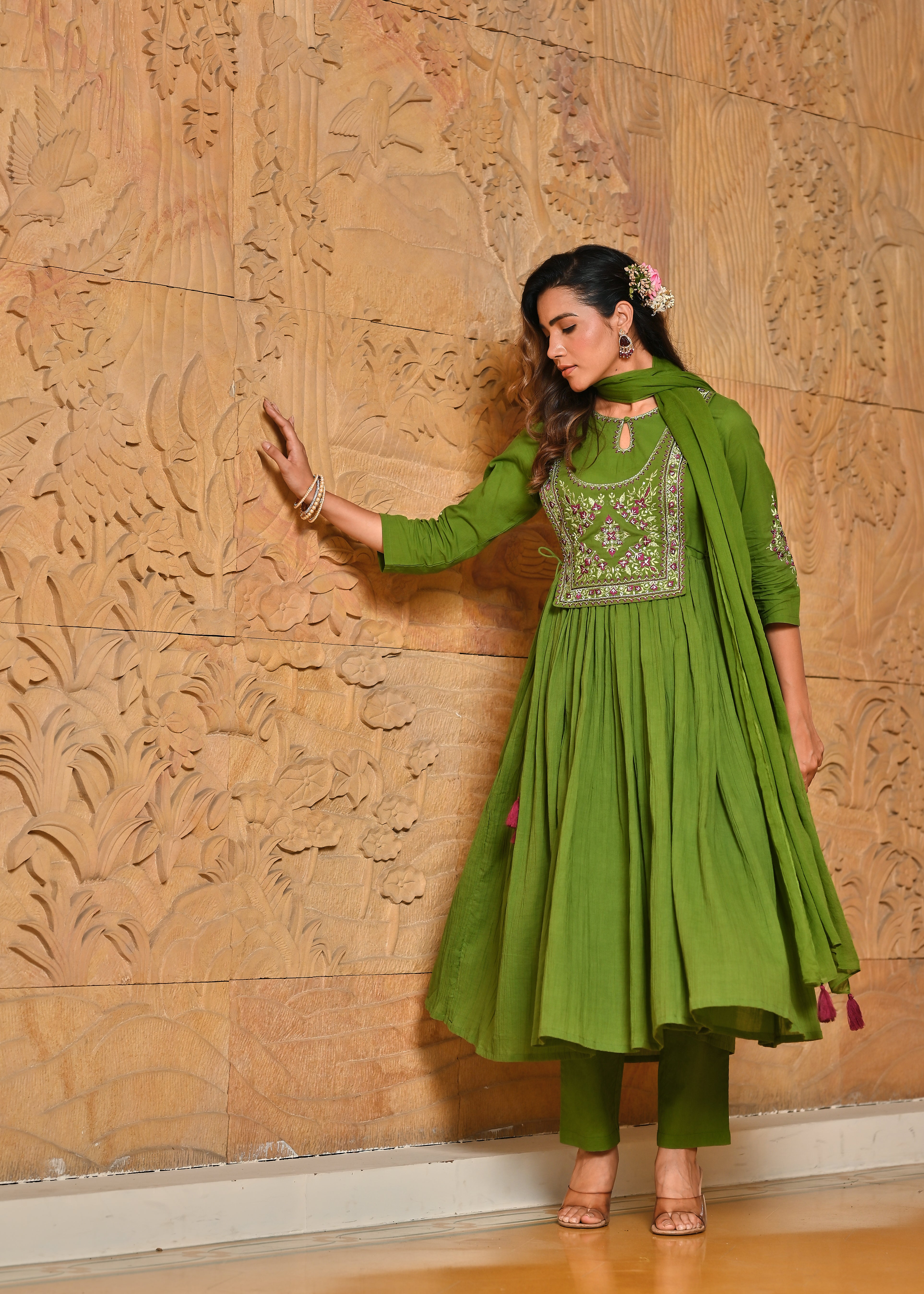 Hari Leher Wrinkled Zari Work Anarkali Kurta Dupatta Set