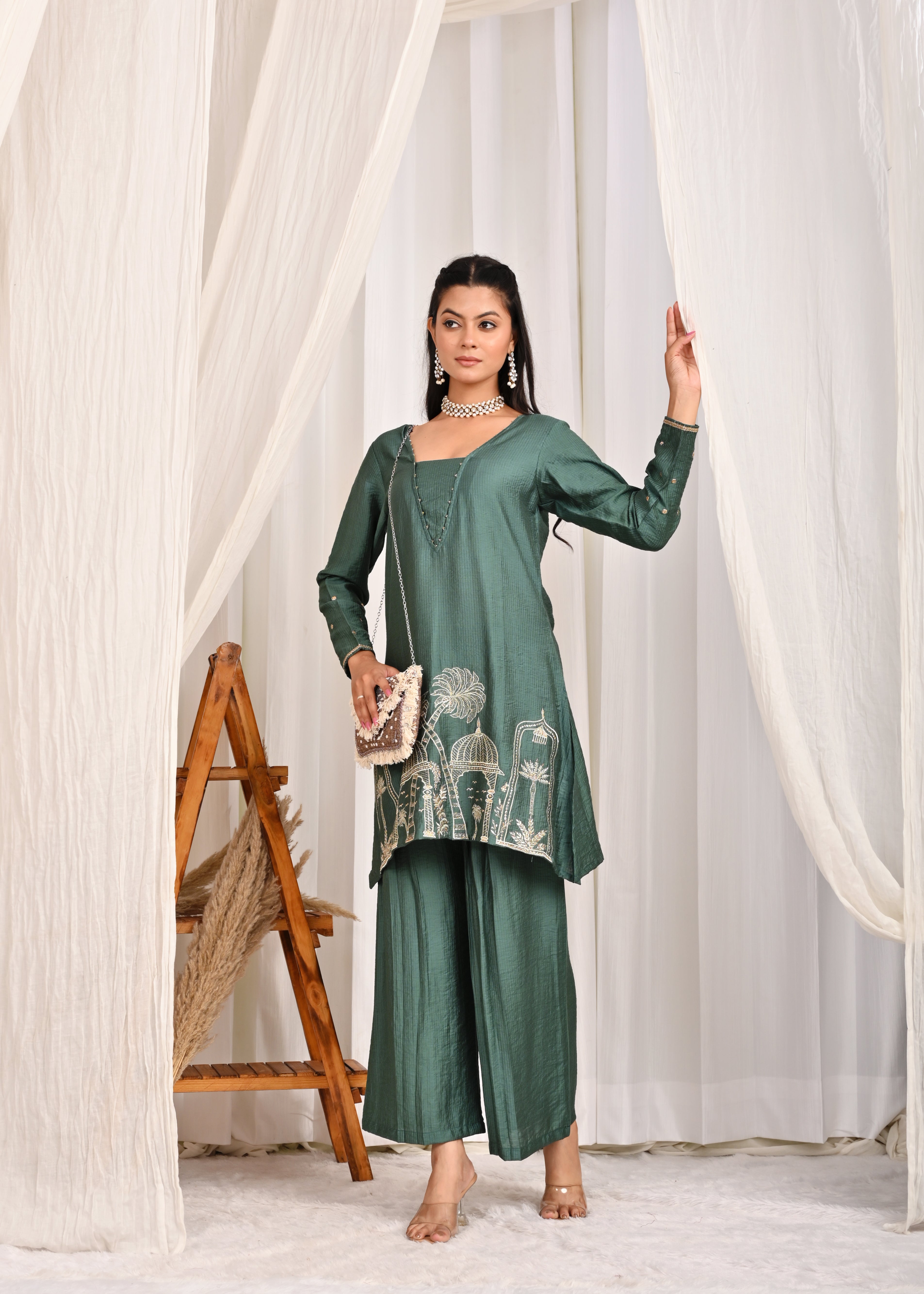Jag Mag Mahal Embroidered A-Line Co-ord Set