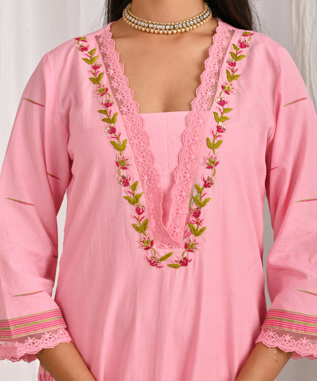 Gulabi Nazakat Hand Embroidered Kurta Dupatta Set