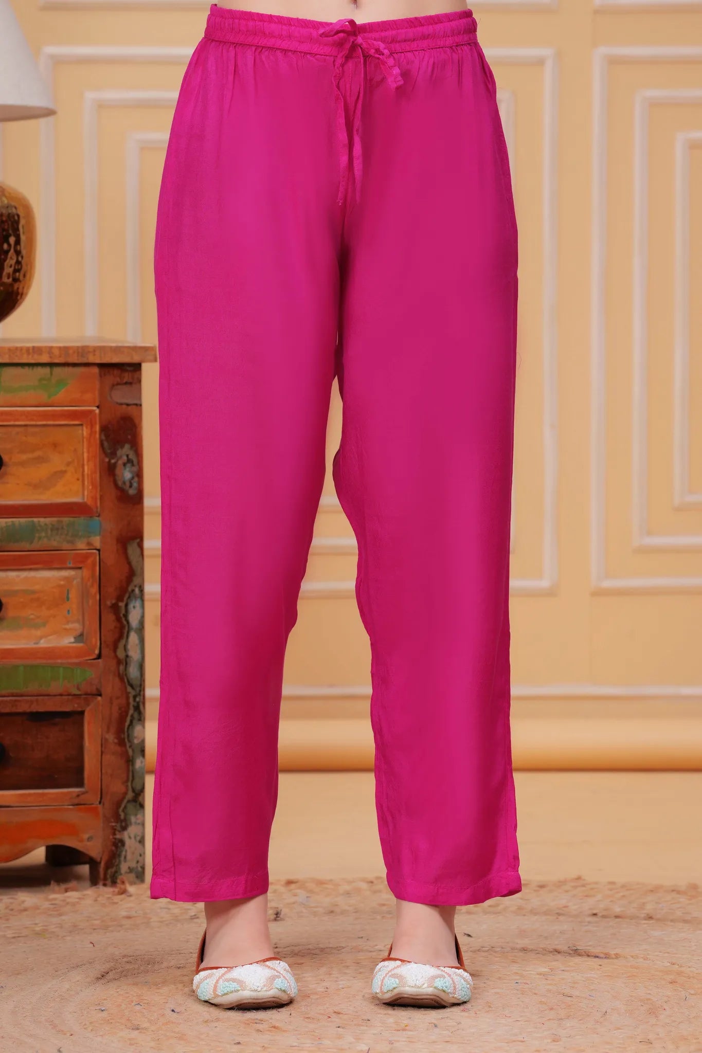Gulabi Gul Straight Suit Set